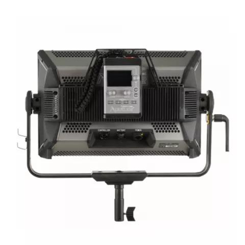 Светодиодный осветитель Aputure Nova P300c