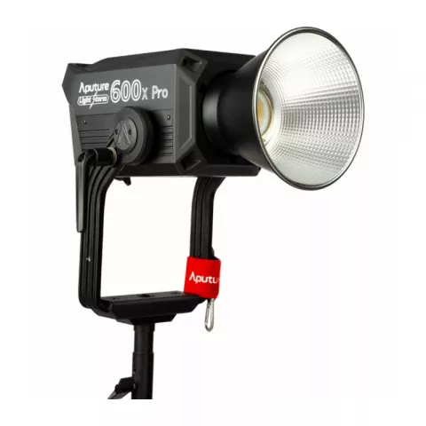 Светодиодный осветитель Aputure Light Storm LS 600X Pro V-mount kit (2700-6500K)