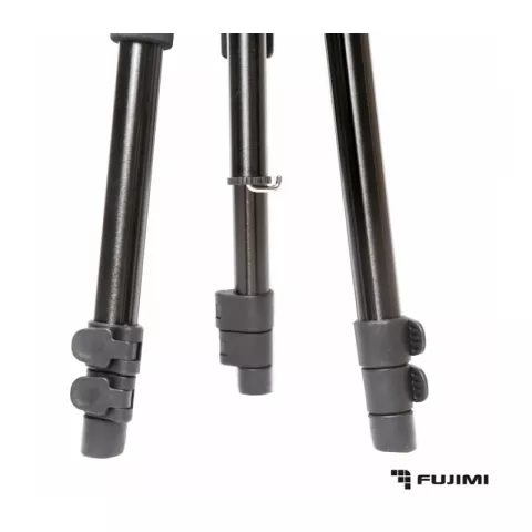 Компактный и легкий штатив Fujimi FT38S