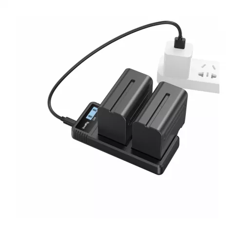 SmallRig 3823 Зарядное устройство с двумя литий-ионными аккумуляторами NP-F970
