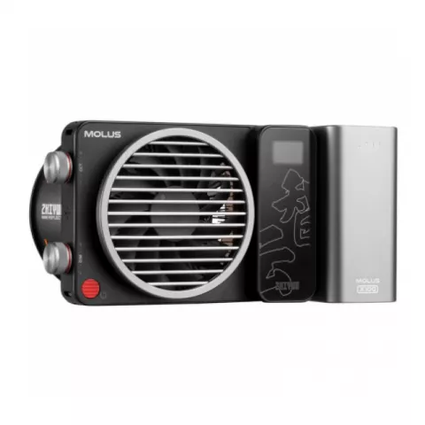 Осветитель Zhiyun MOLUS X100 COMBO (PL105)