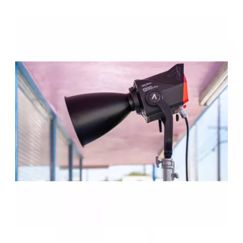 Светодиодный осветитель Aputure Light Storm LS 1200D Pro V-mount kit