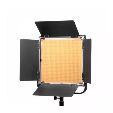 Осветитель студийный Falcon Eyes LE-900 LED