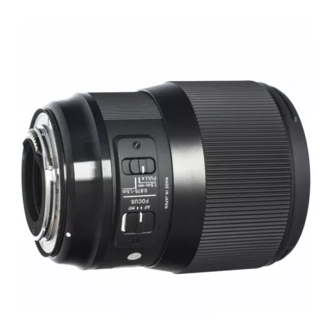 Объектив Sigma AF 135mm f/1.8 DG HSM Art Sony E