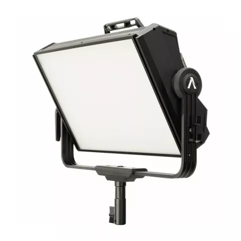 Светодиодный осветитель Aputure Nova P300c kit набор с кейсом