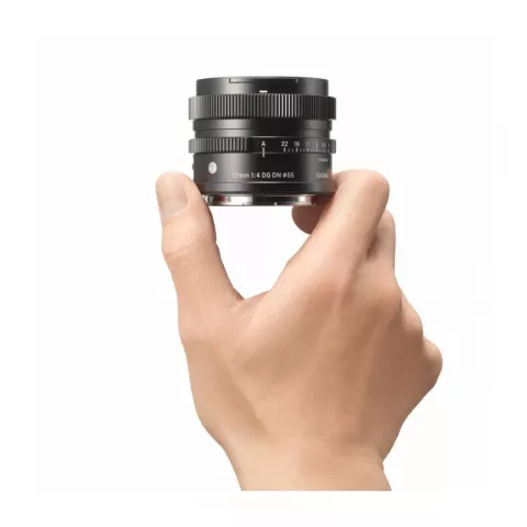 Объектив Sigma 17mm f/4 DG DN Contemporary Sony E