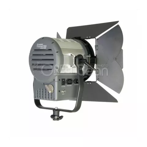 Осветитель студийный GreenBean Fresnel 150 LED X3 DMX