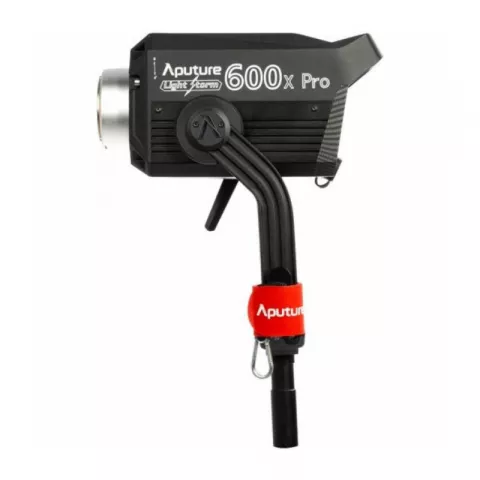 Светодиодный осветитель Aputure Light Storm LS 600С Pro V-mount kit (2300-10000K)